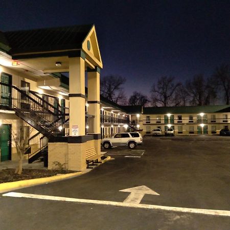 Super 8 By Wyndham Columbia Motel Kültér fotó